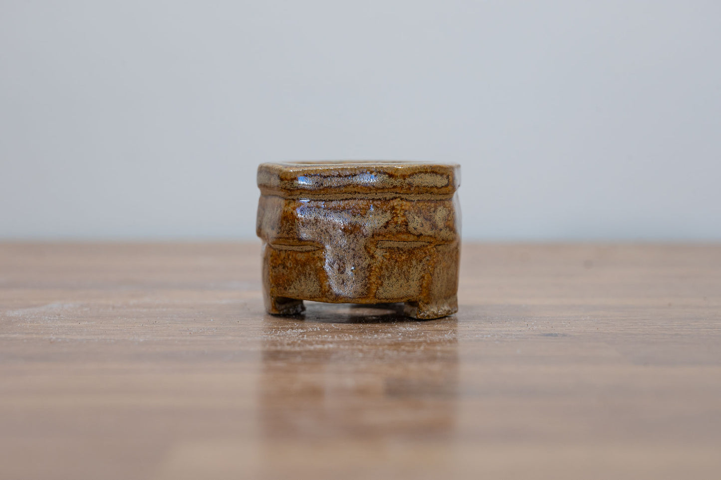 Topaz Hand Carved Ceramic Bonsai Pot 6cm