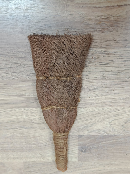 Coir Brush