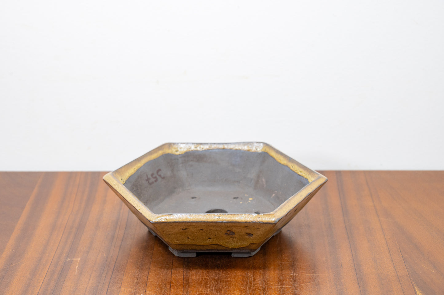Tundra DEEP Hexagon Bonsai Dish 20cm