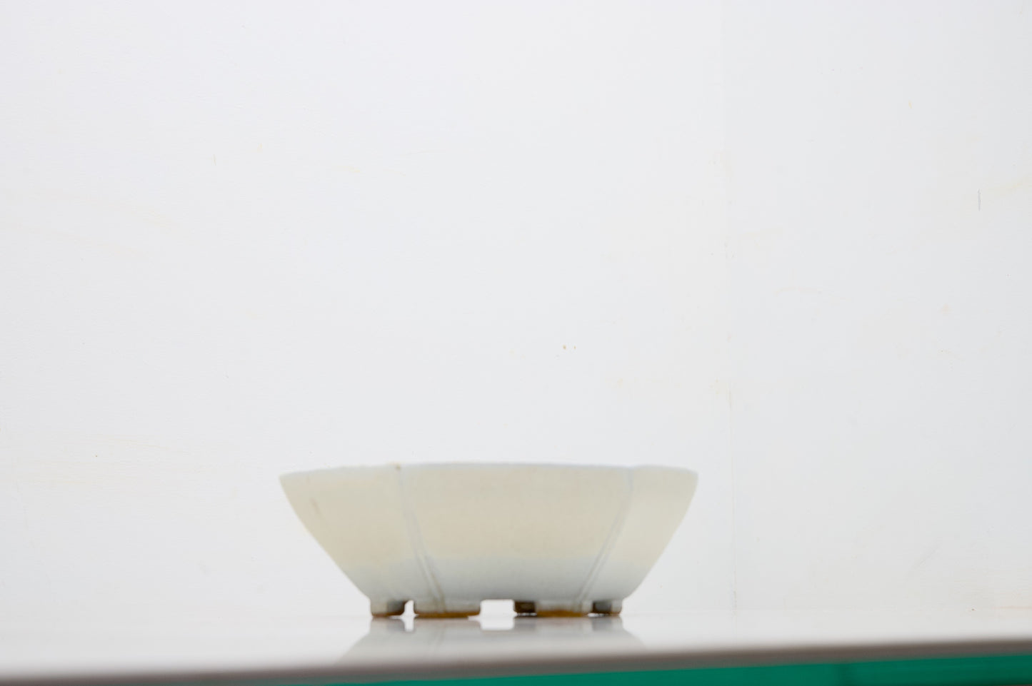 Romantic Cream DEEP Hexagon Bonsai Dish 17cm