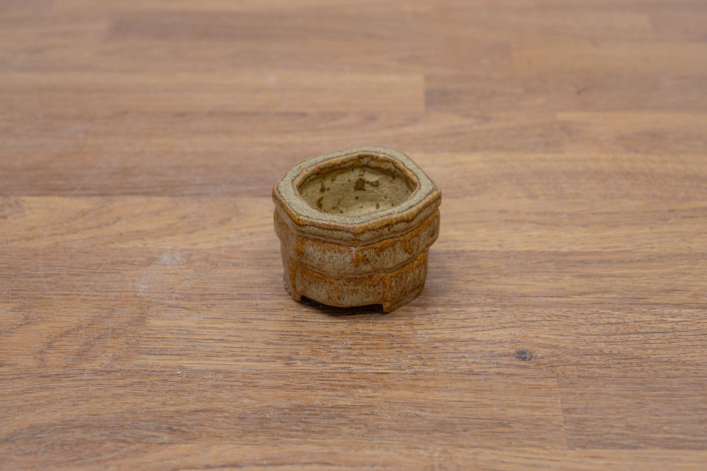Topaz Hand Carved Ceramic Bonsai Pot 6cm