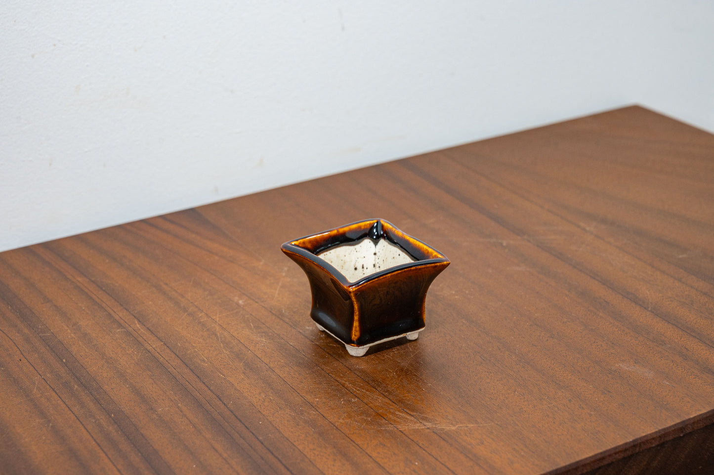 Dark Brown - White Stoneware Bonsai Cube Pot 5cm